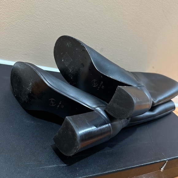 Chanel boots - Picture 2 of 5